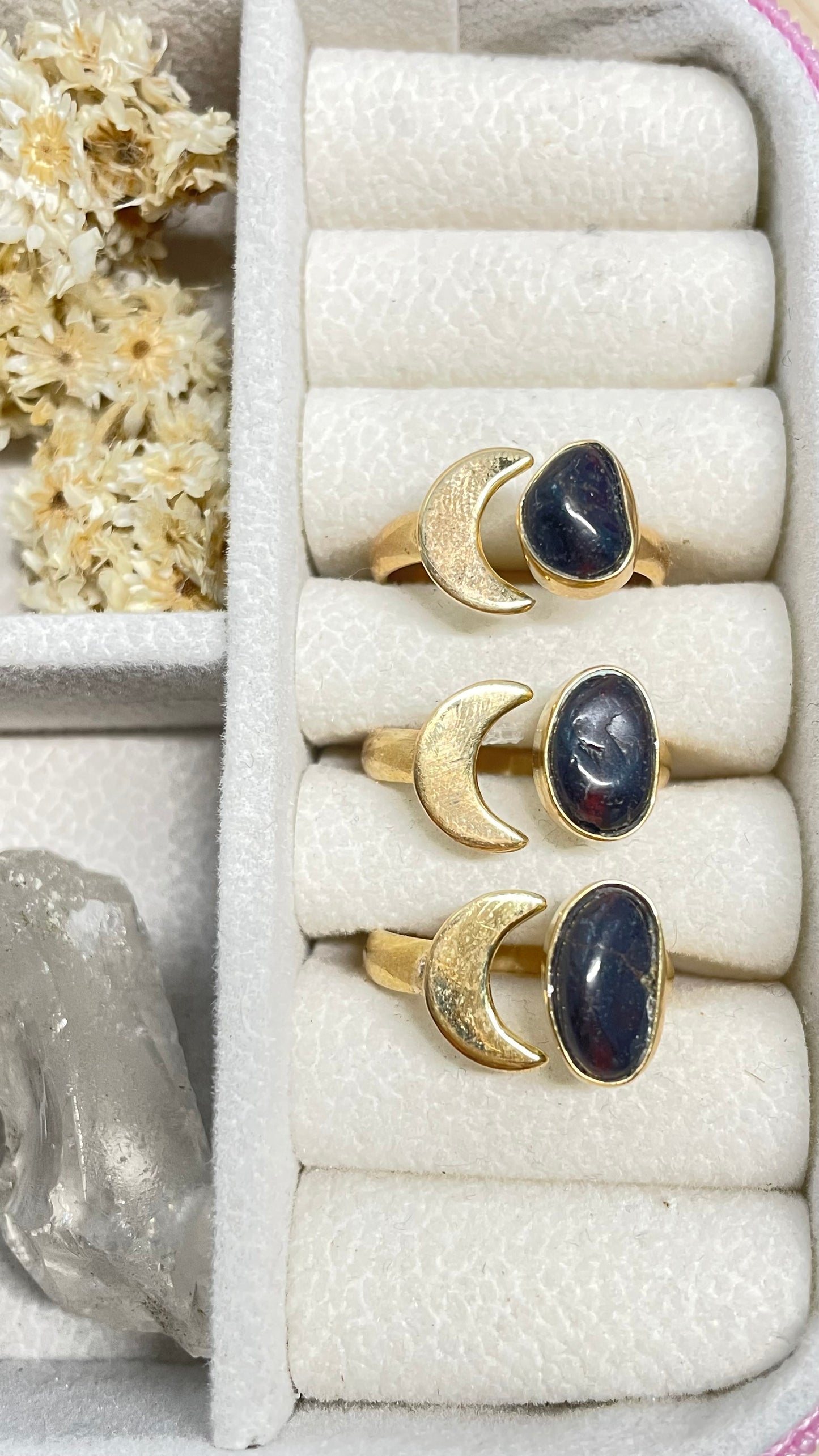 Anillo Granate y Luna