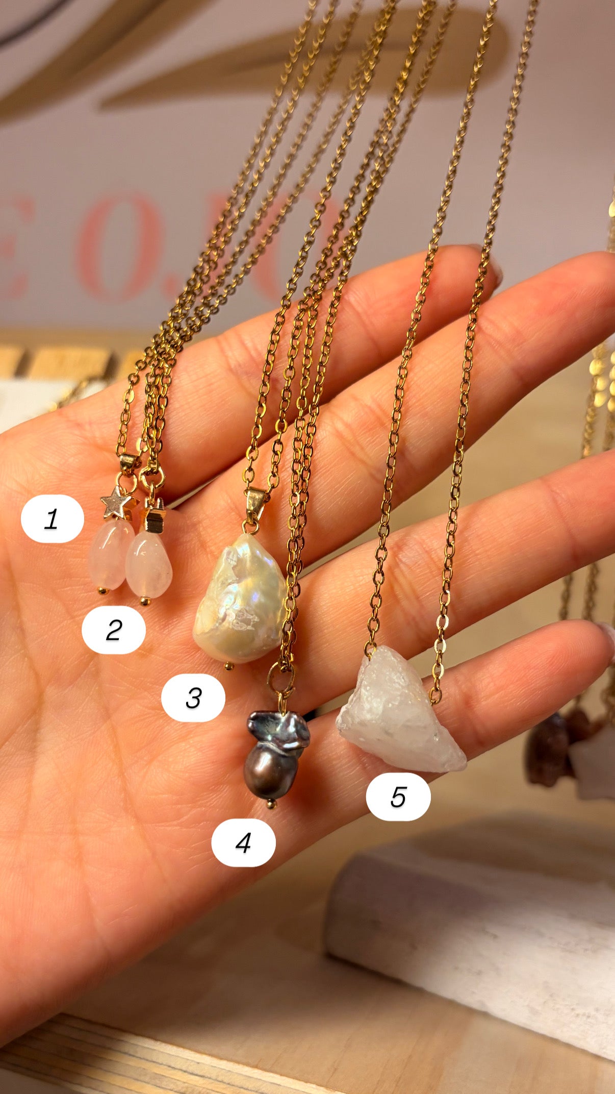 Stock de $100 pesitos•Collar Varios