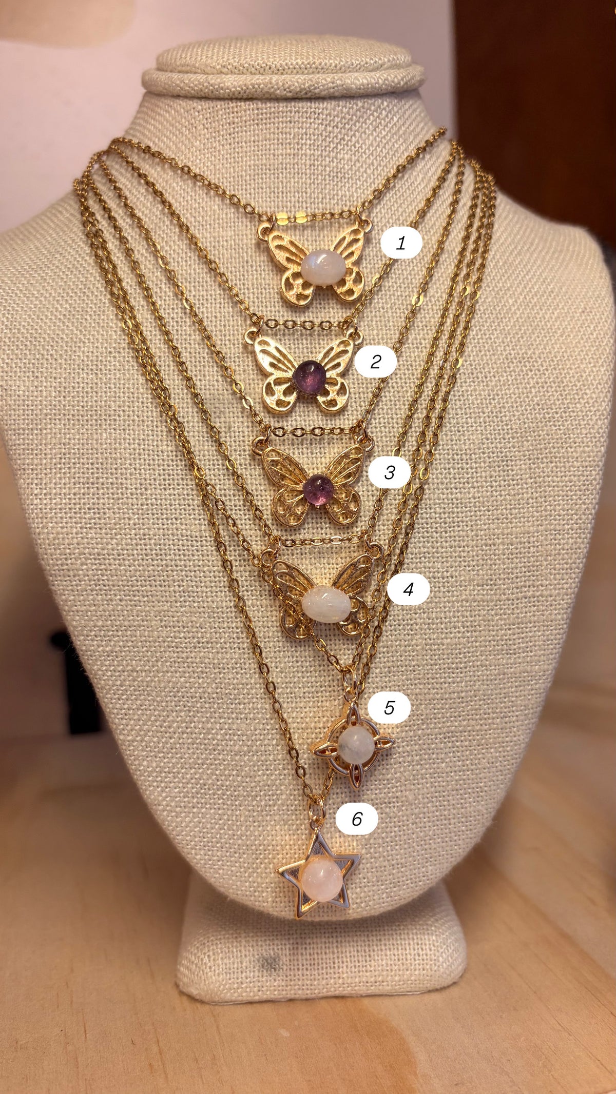 Stock de $100 pesitos • Collar varios