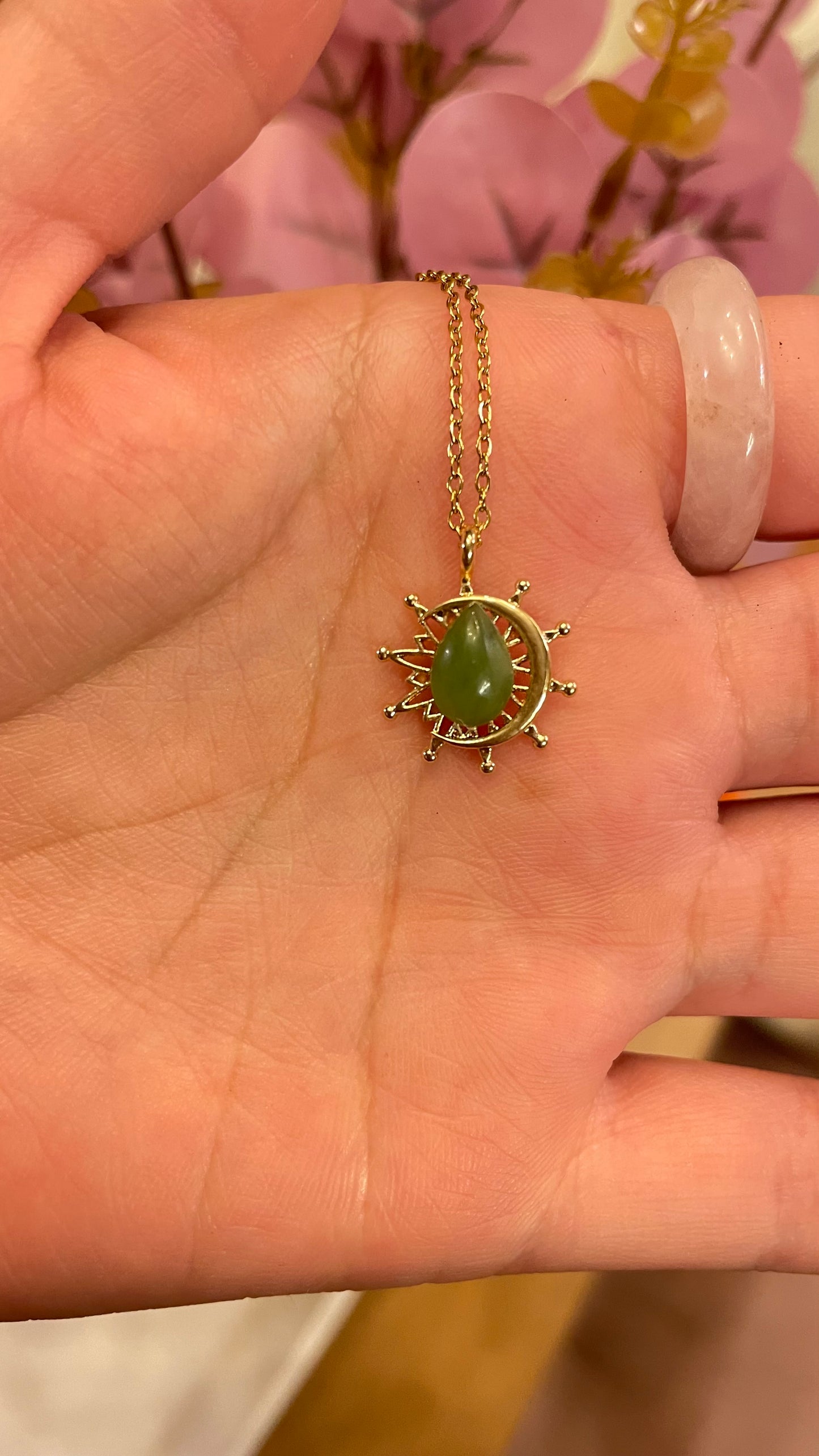 Collar Eclipse Nefrita
