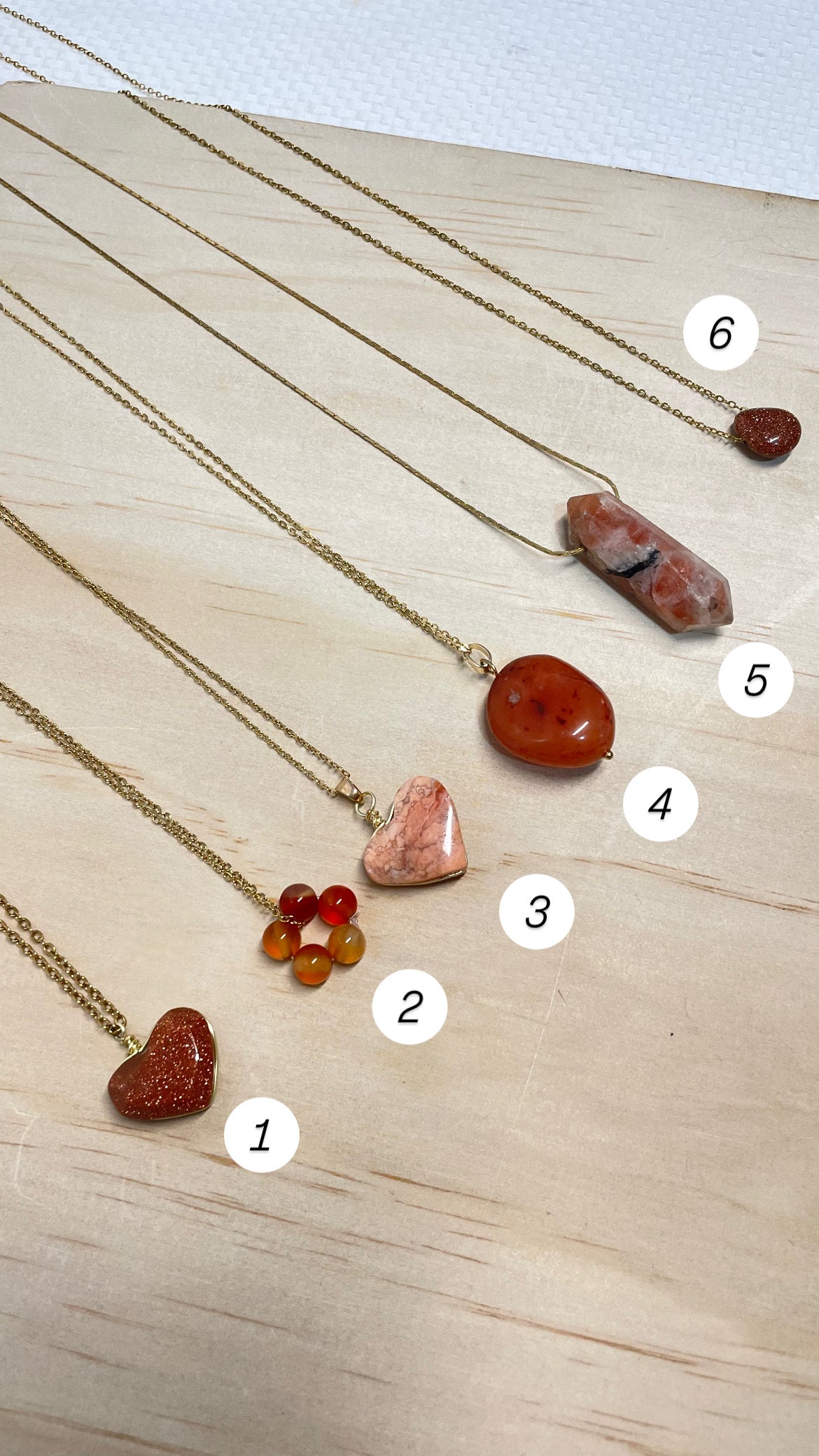Collares Minerales “Especial de $100 pesitos” (Naranjas)