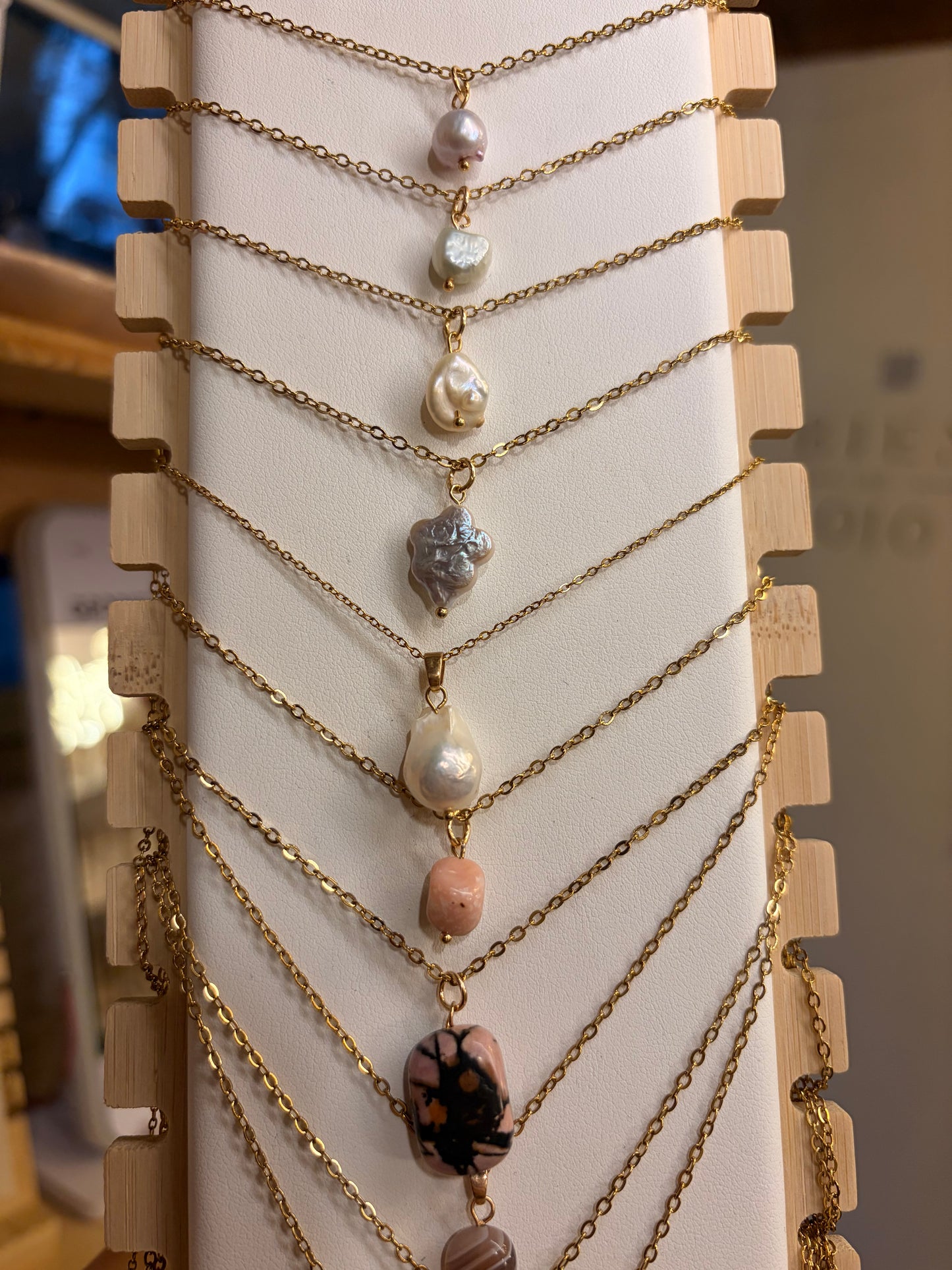 Stock de $100 pesitos•Collar Mineral Sencillo Varios