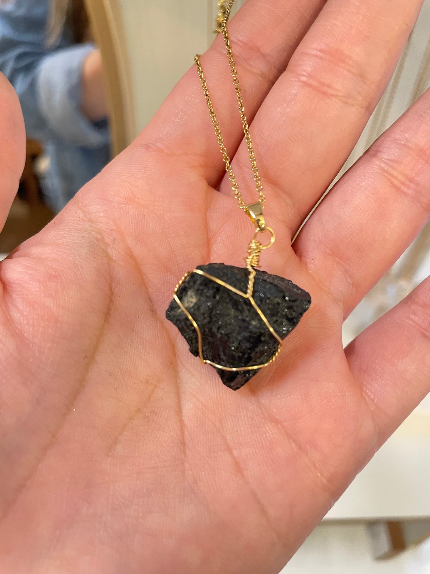 Collar de Turmalina Negra Engarzada ✨
