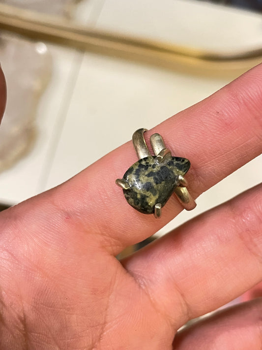 Anillo Sepentina Garras Plateado