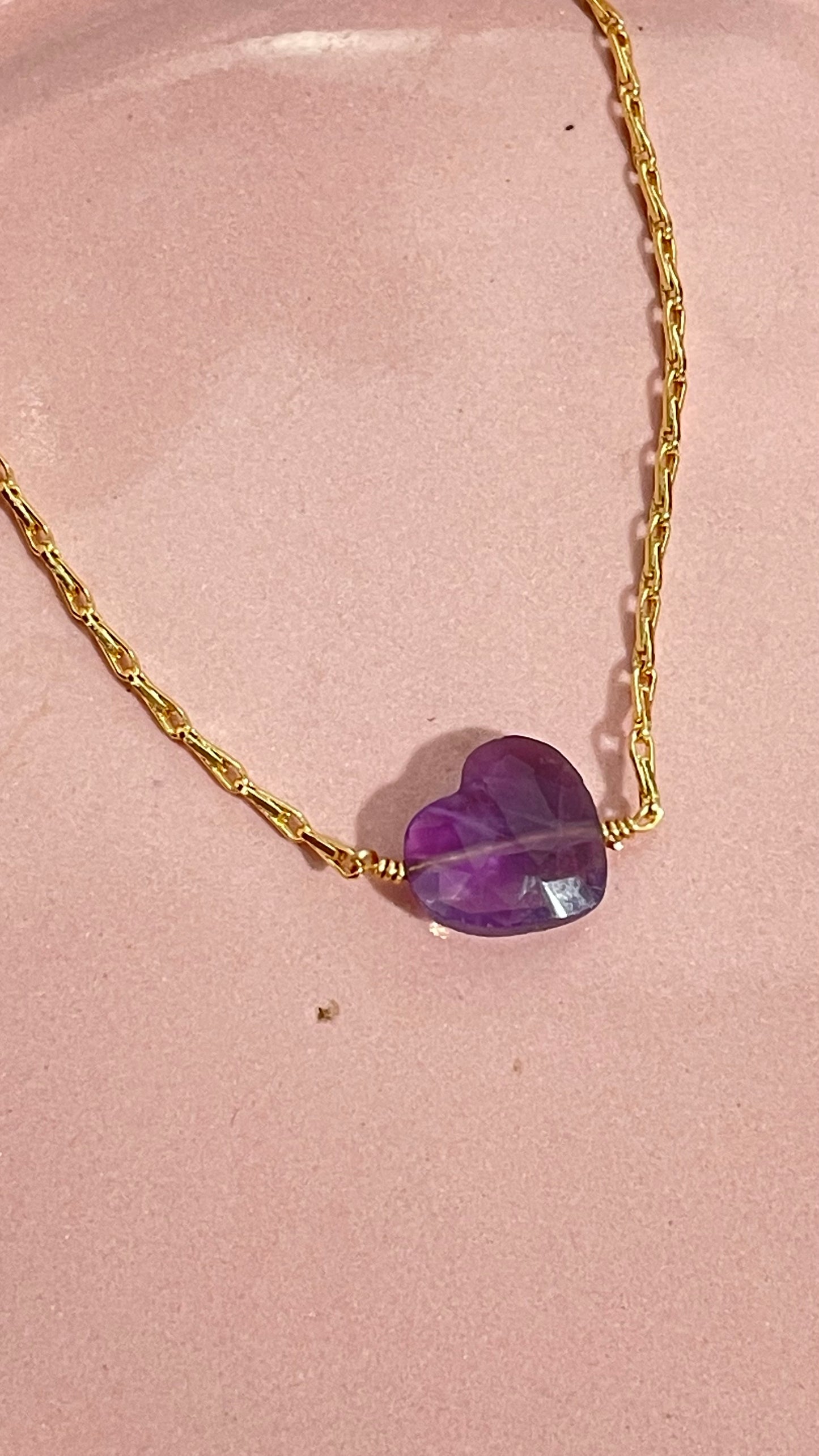 Collar Corazón de Amatista  Facetada -Temporada de Brujas-