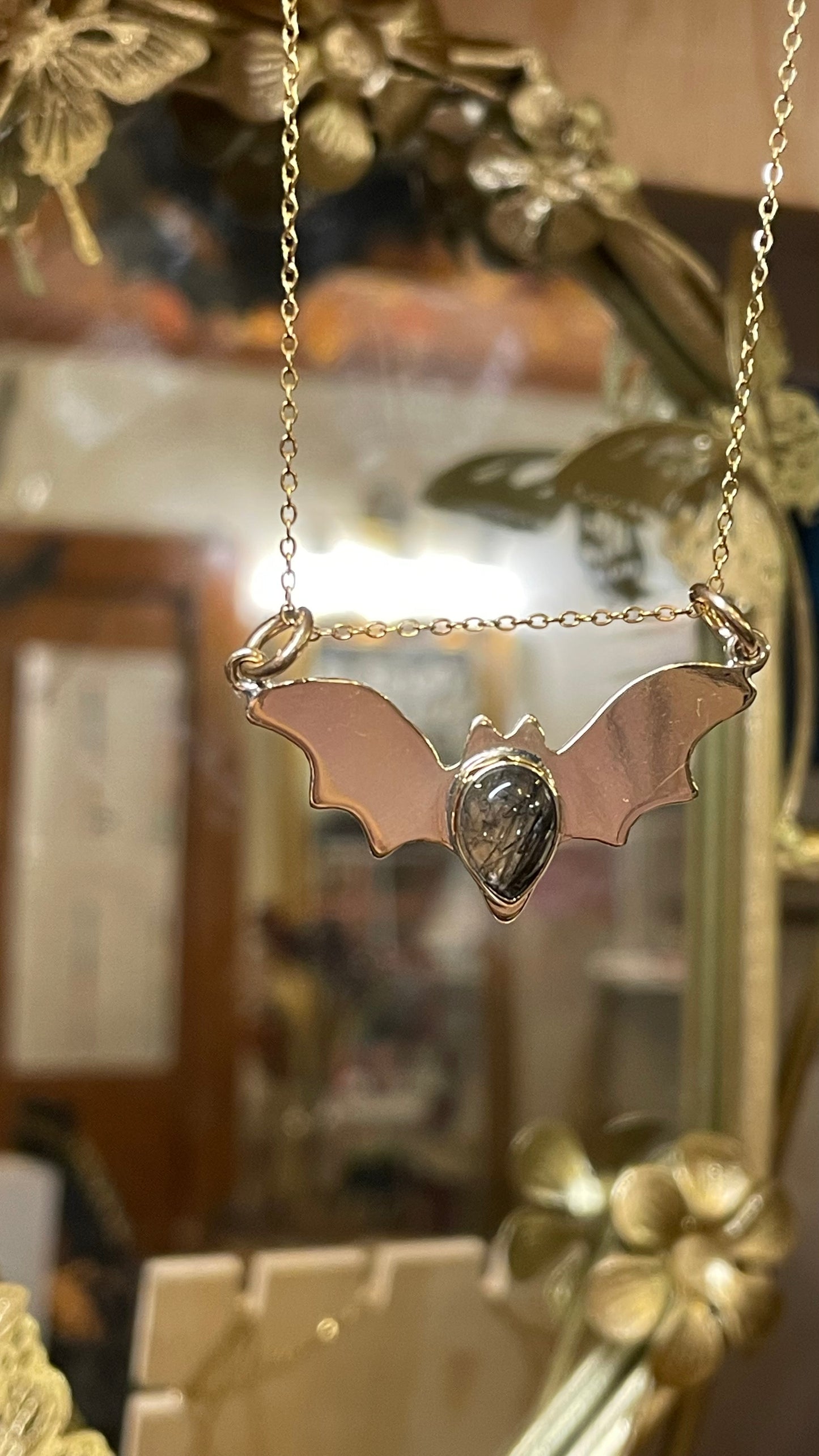 ✨🦇BAT SEASON CUARZO TURMALINADO🦇✨ Edición 2025