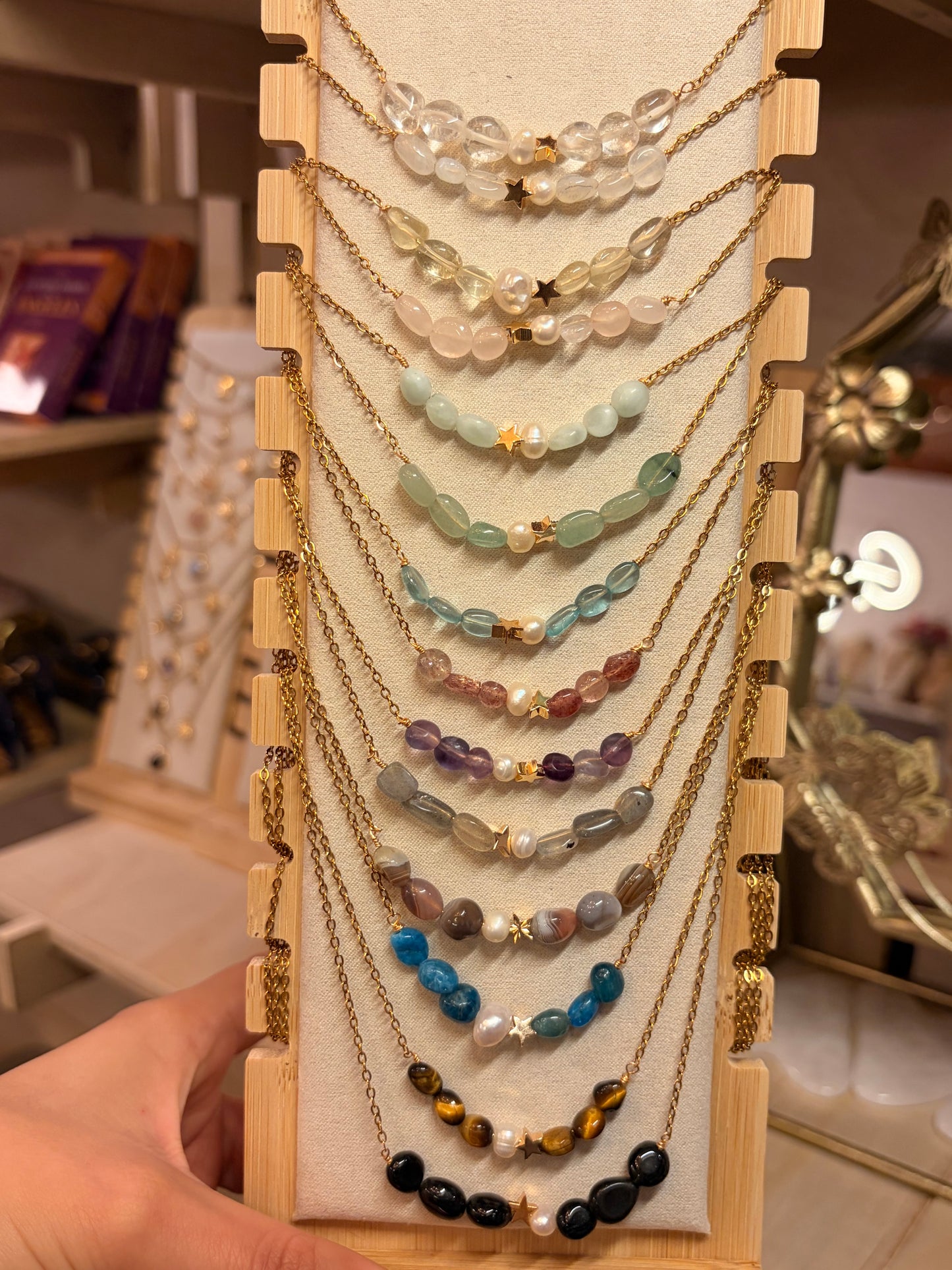 Stock de $100 pesitos• Collar Perla Mágica