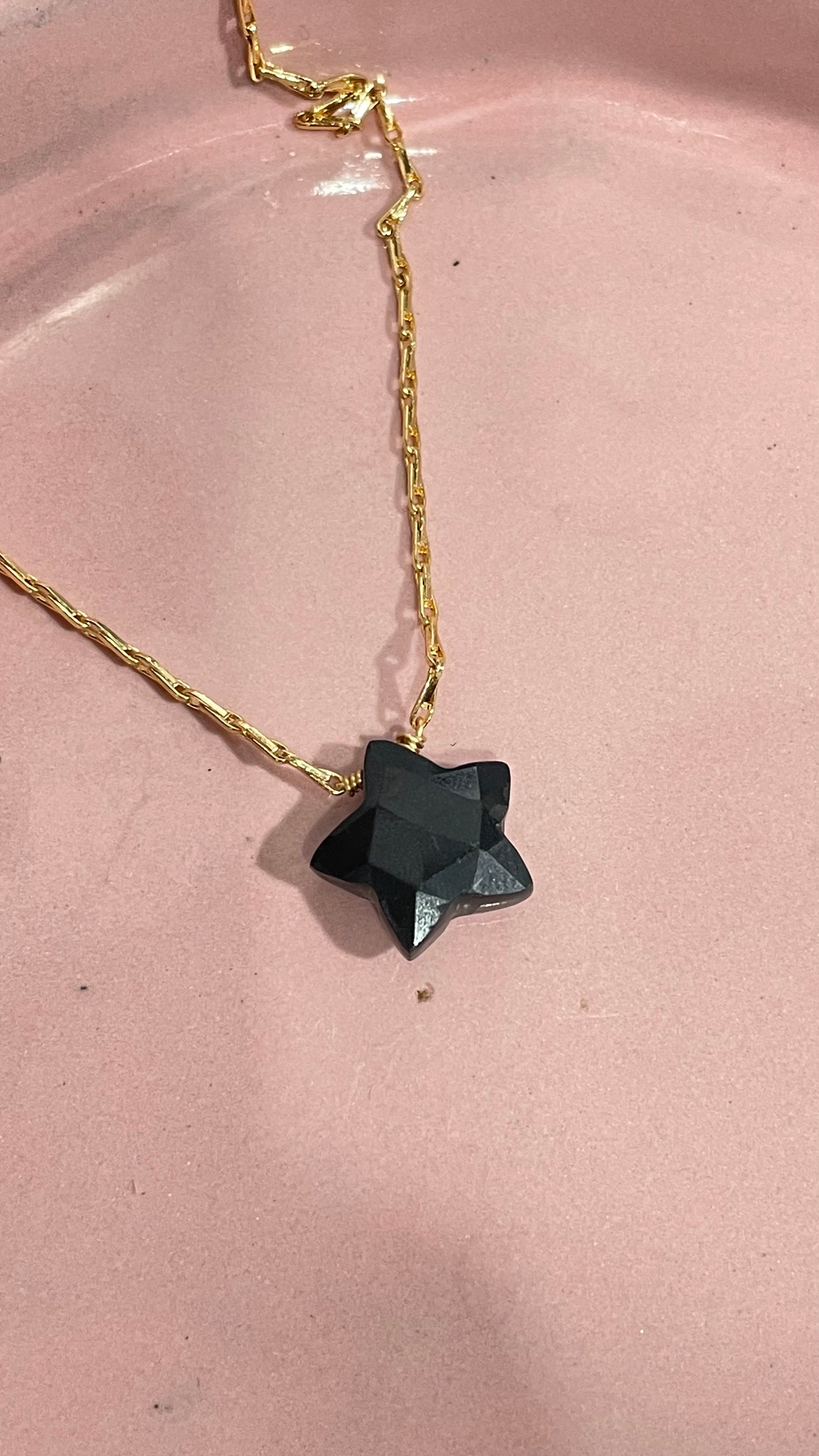 Collar Estrella de Obsidiana Facetada -Temporada de Brujas-
