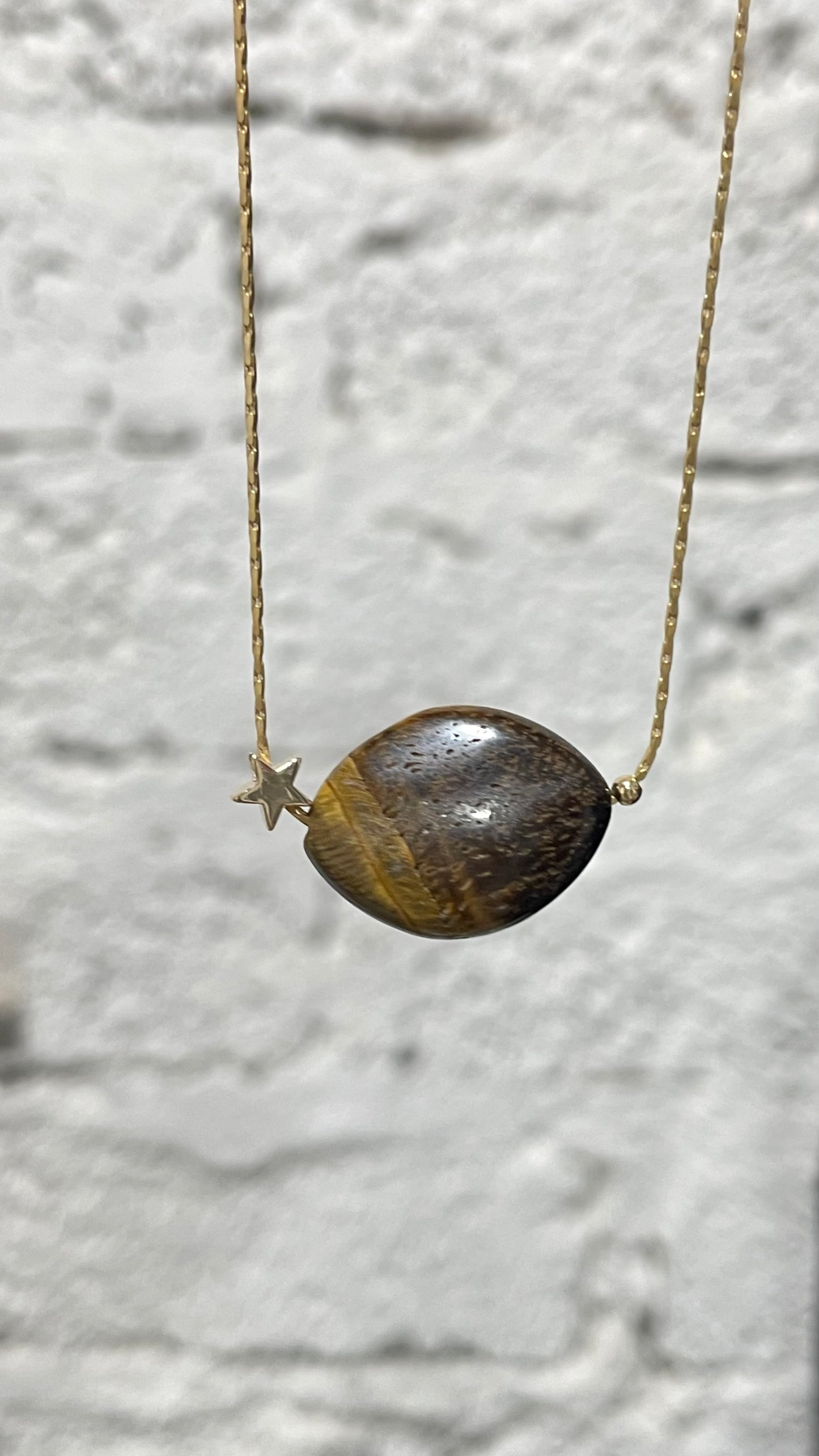 Collar Brillitos de Universo - Mineral y Estrella✨