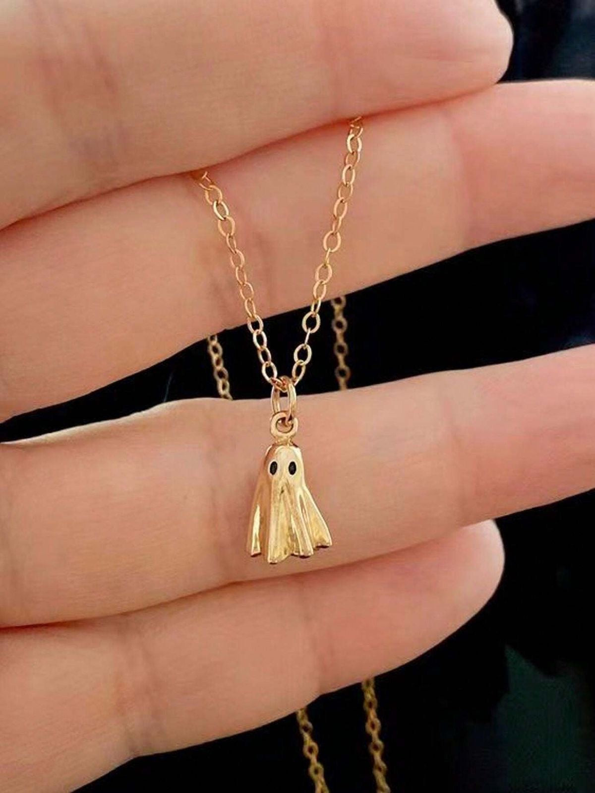 Collar Fantasma  Dorado