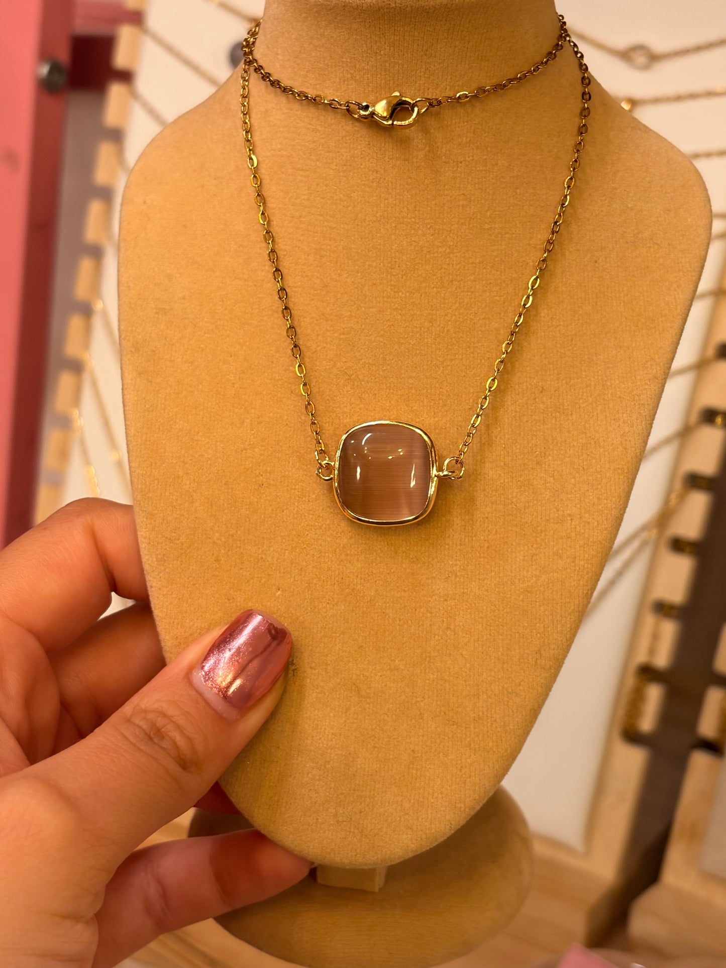 Stock de $100 Pesitos • Collar Ojo de Gato Rosa