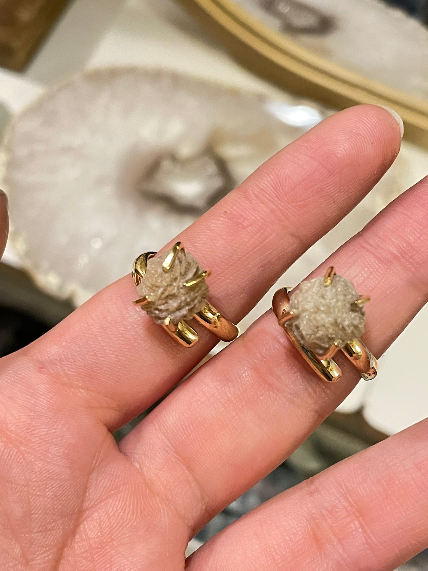 Anillo Rosa del Desierto Garras Dorado