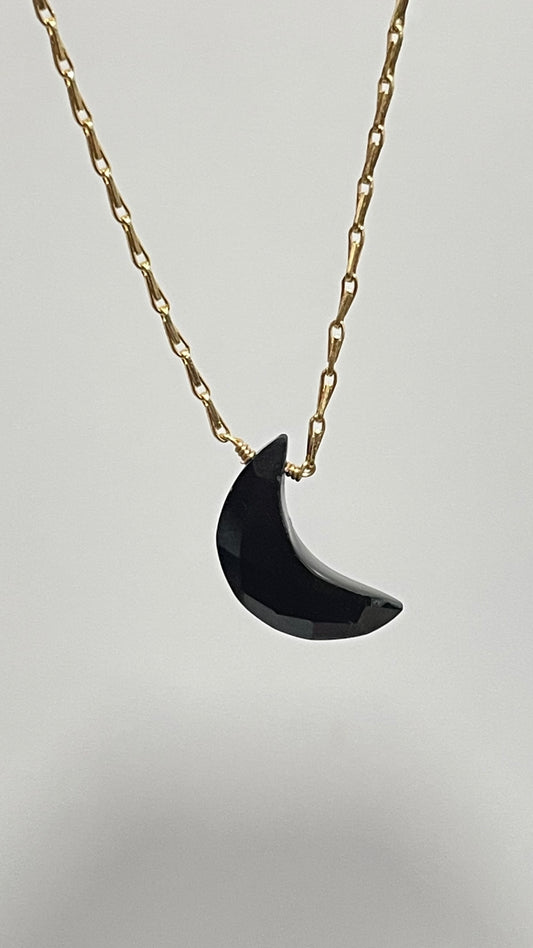 Collar Luna de Obsidiana Facetada -Temporada de Brujas-