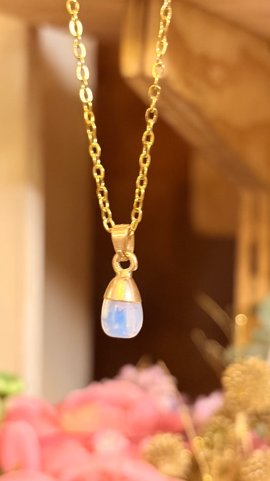 Collar Opalina Gota  (Pieza Única)