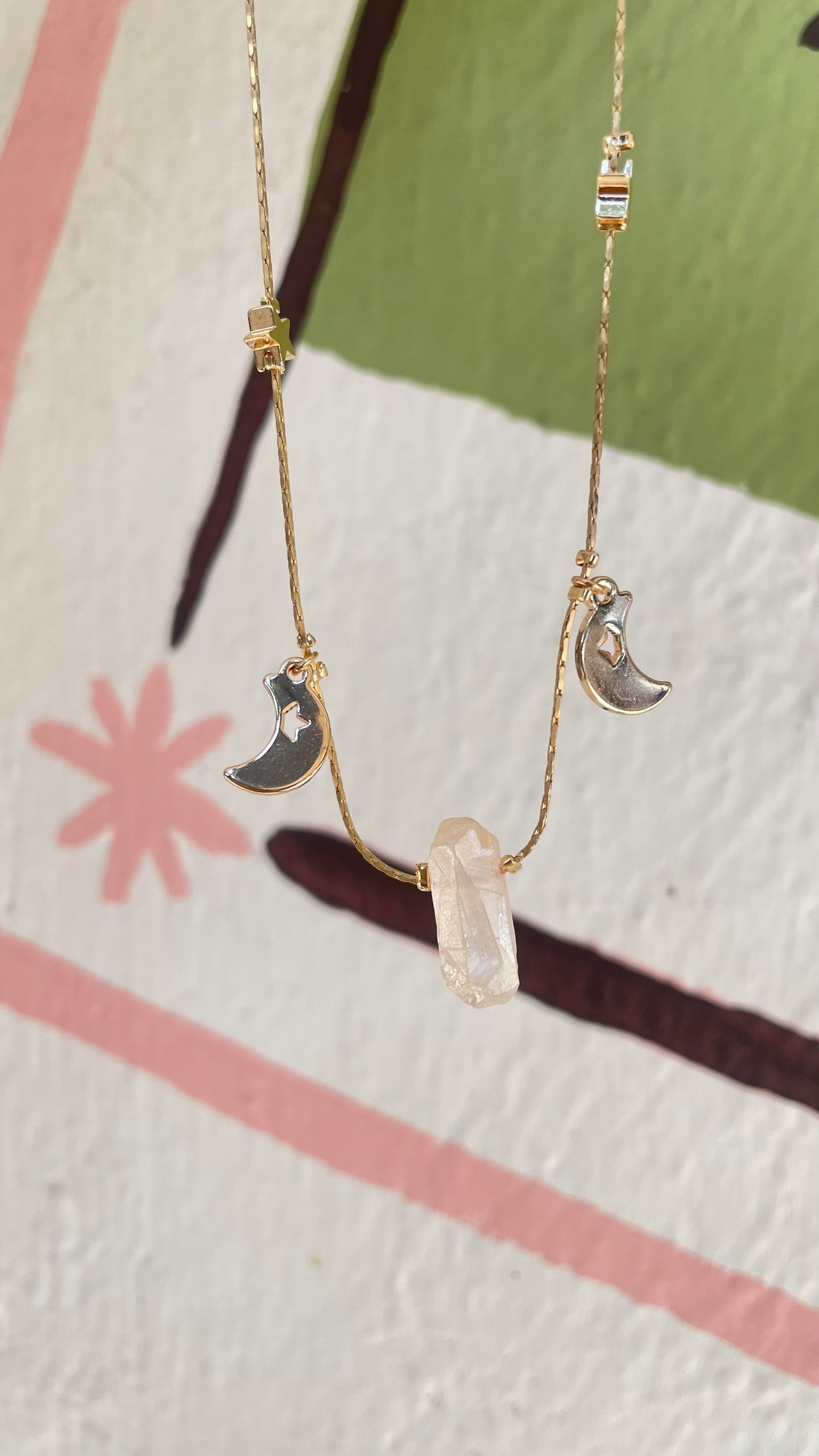 Collar Universo Cuarzo Aura pastel