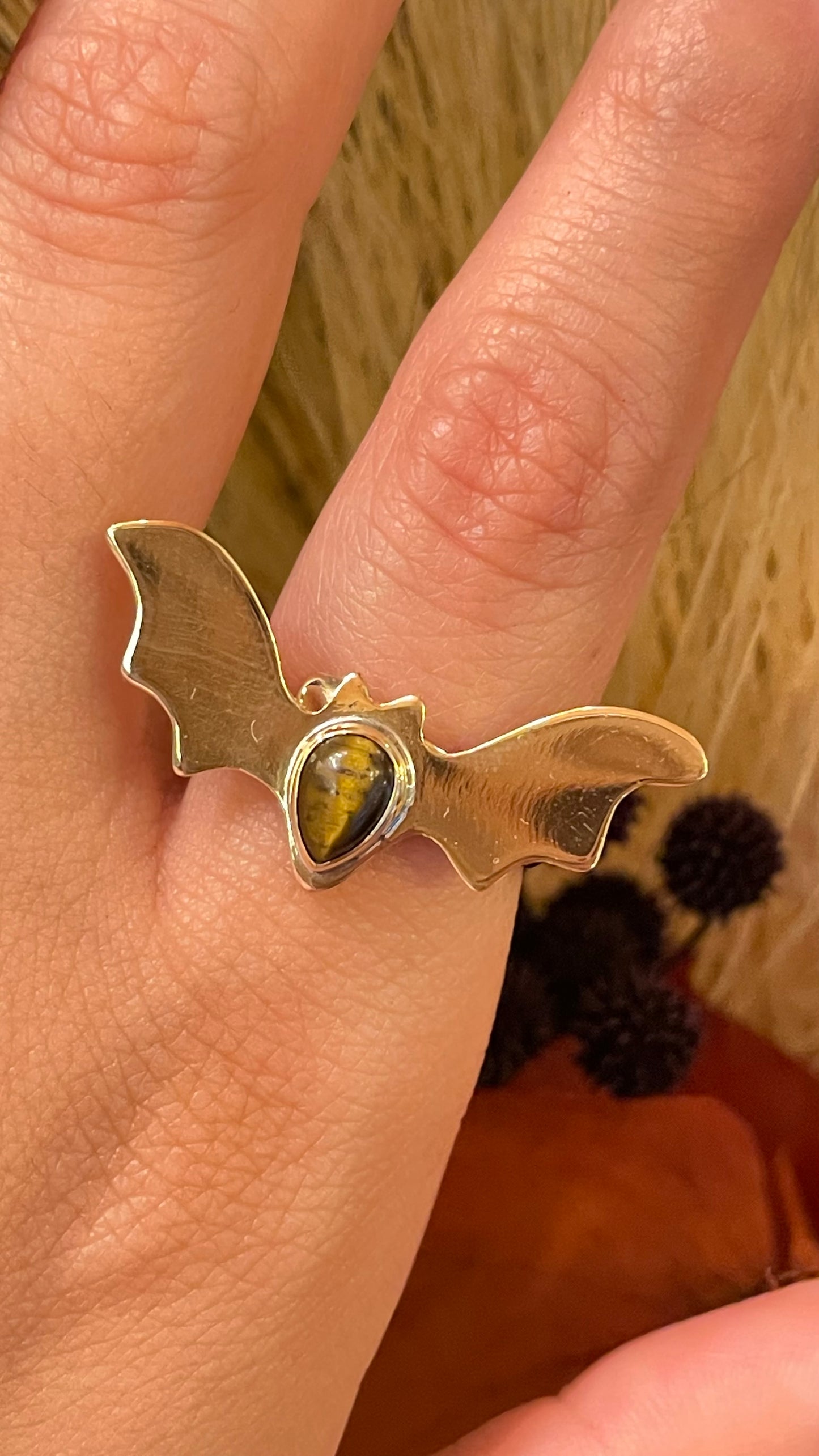 ✨🦇🤎 BAT SEASON OJO DE TIGRE 🤎🦇✨ Edición 2025