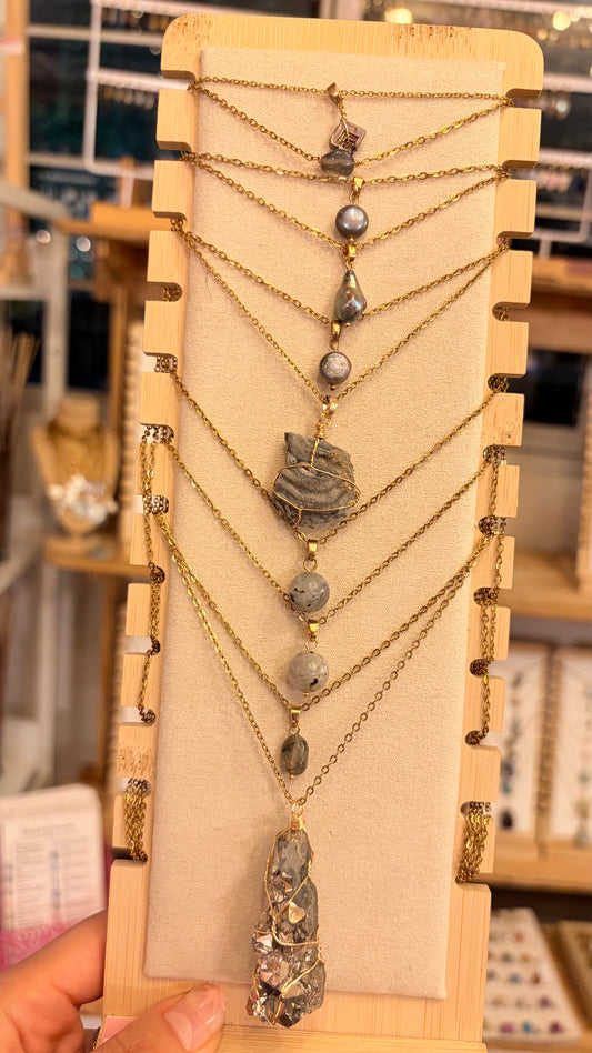 Collar Mineral• Stock  Especial de $100 Pesitos •