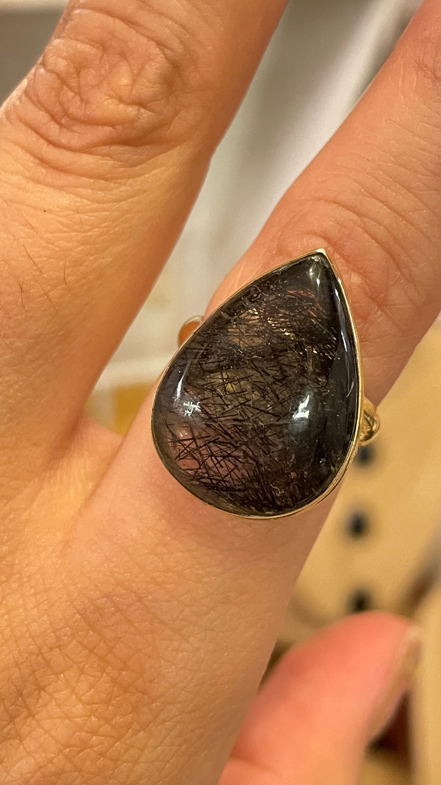 Anillo de Cuarzo Turmalinado 1