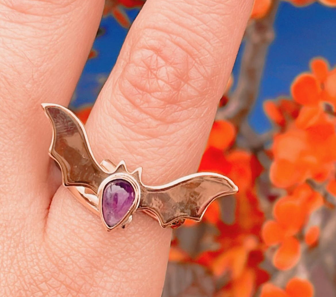 💖✨🦇✨ Anillo Murciélago  de Amatista ✨🦇🧡💖 BAT SEASON💜