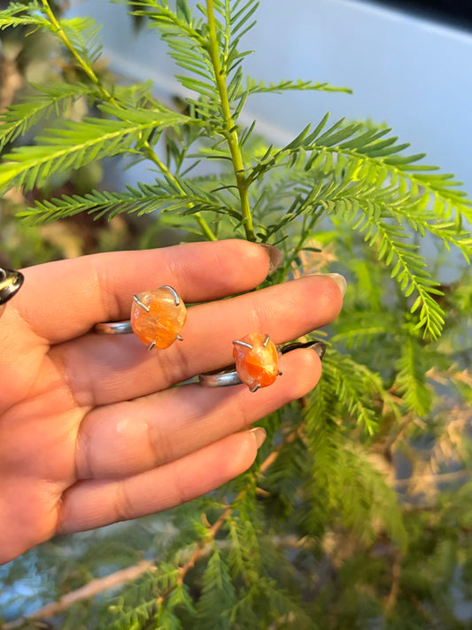 Anillo Garras Calcita Naranja Plateado