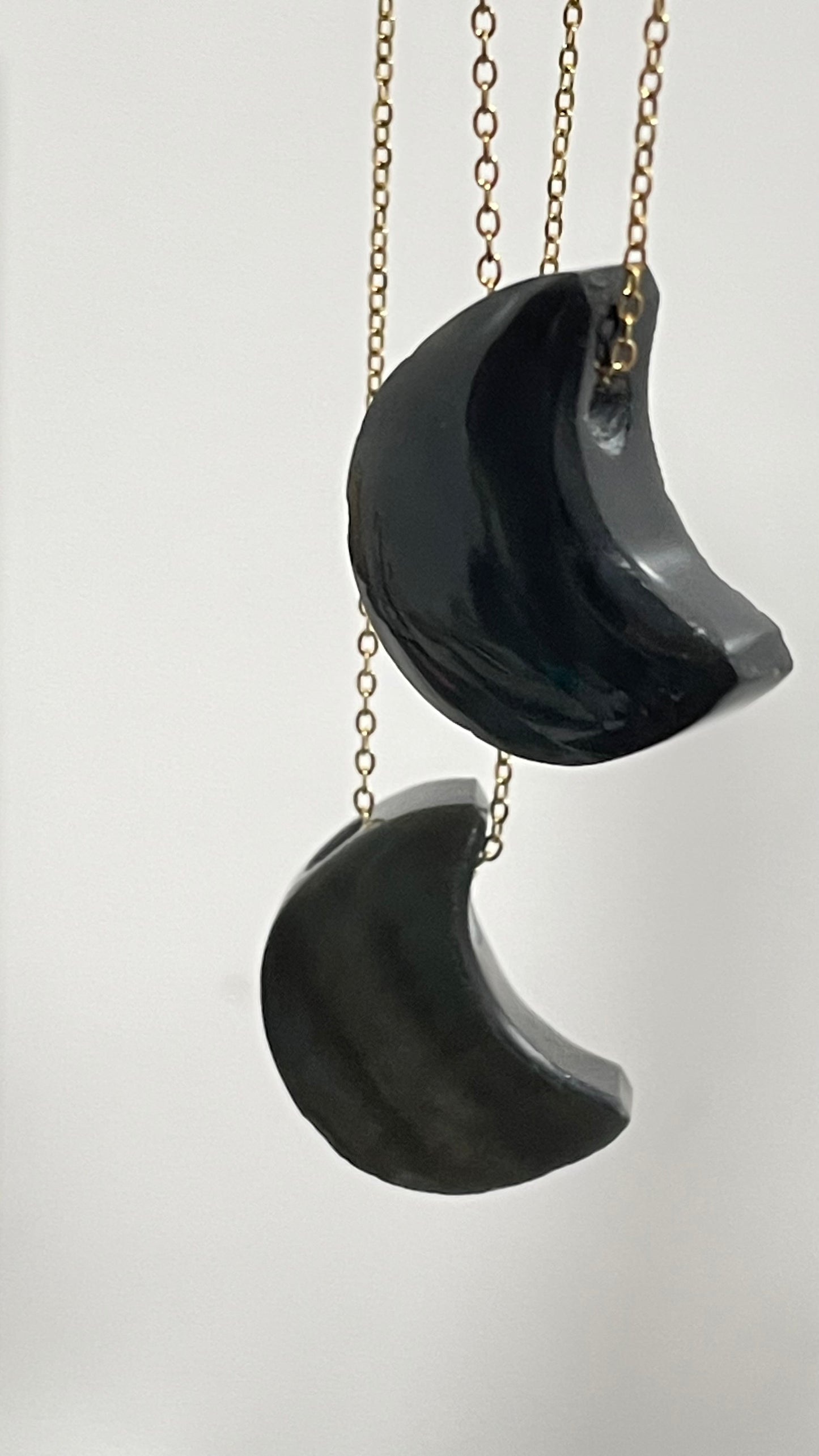 Collar Luna de Obsidiana Perforadas -Temporada de Brujas-