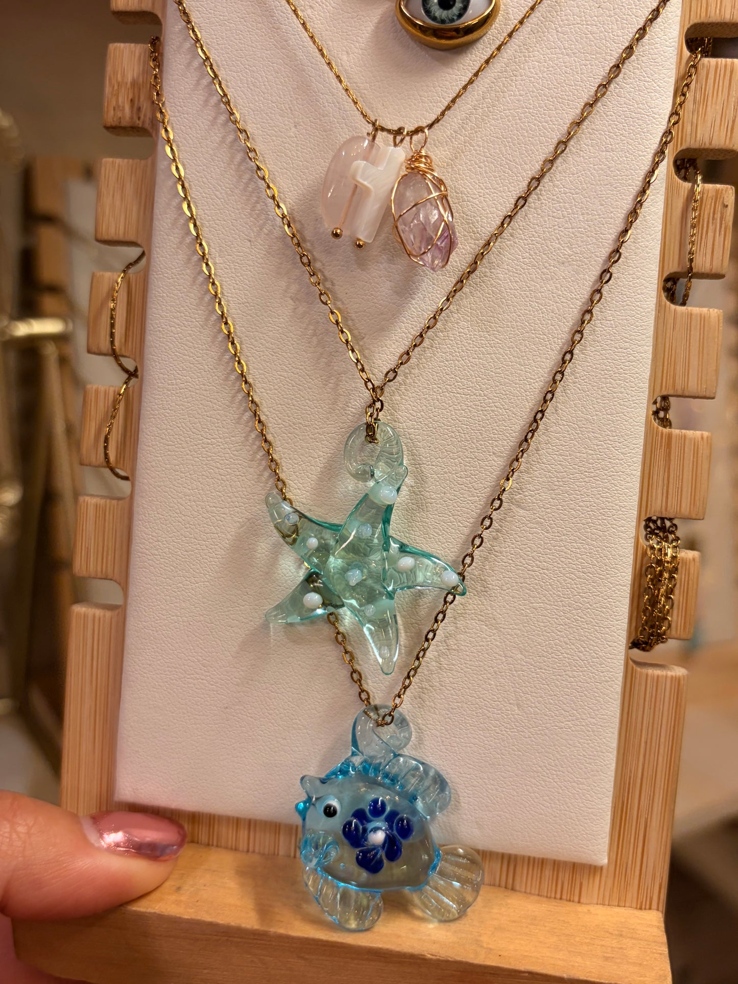Stock de $100 pesitos•Collares Varios