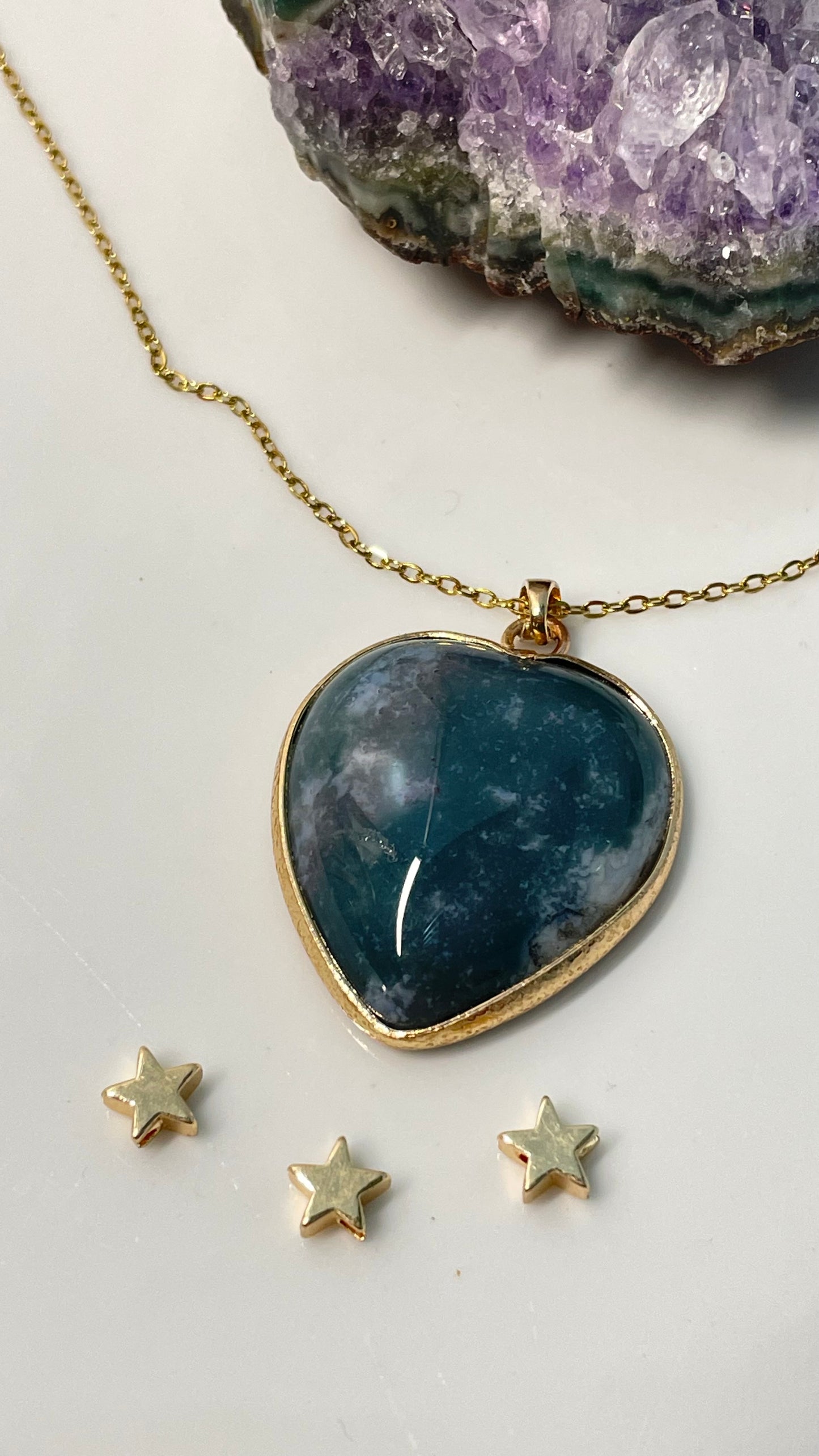 Collar Corazón Bicelado de Ágata Musgo