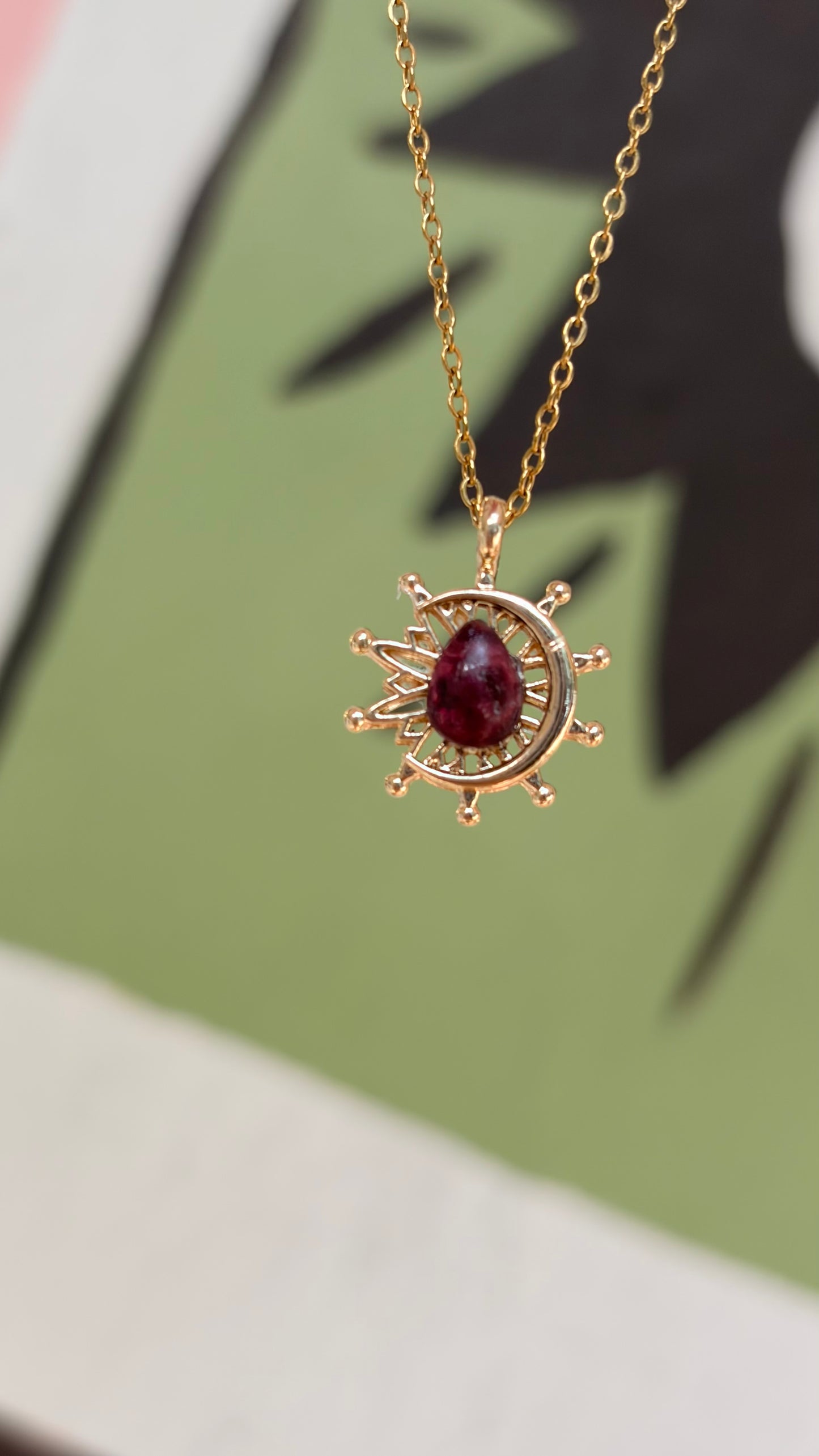 Collar Eclipse de Granate ✨