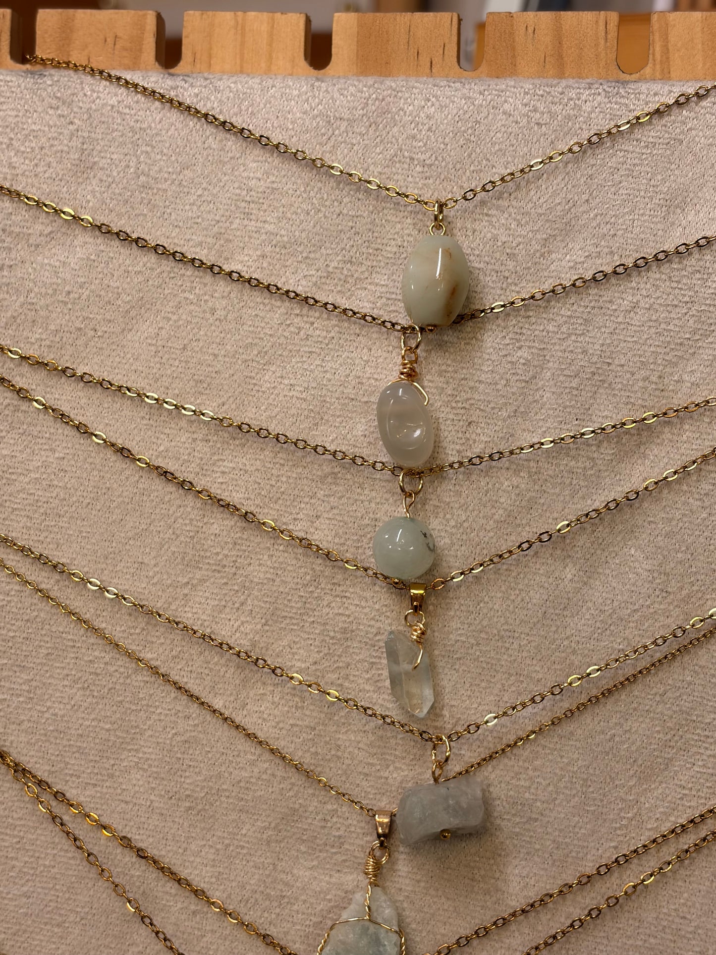 Stock de $100 pesitos•Collar Mineral Sencillo Varios