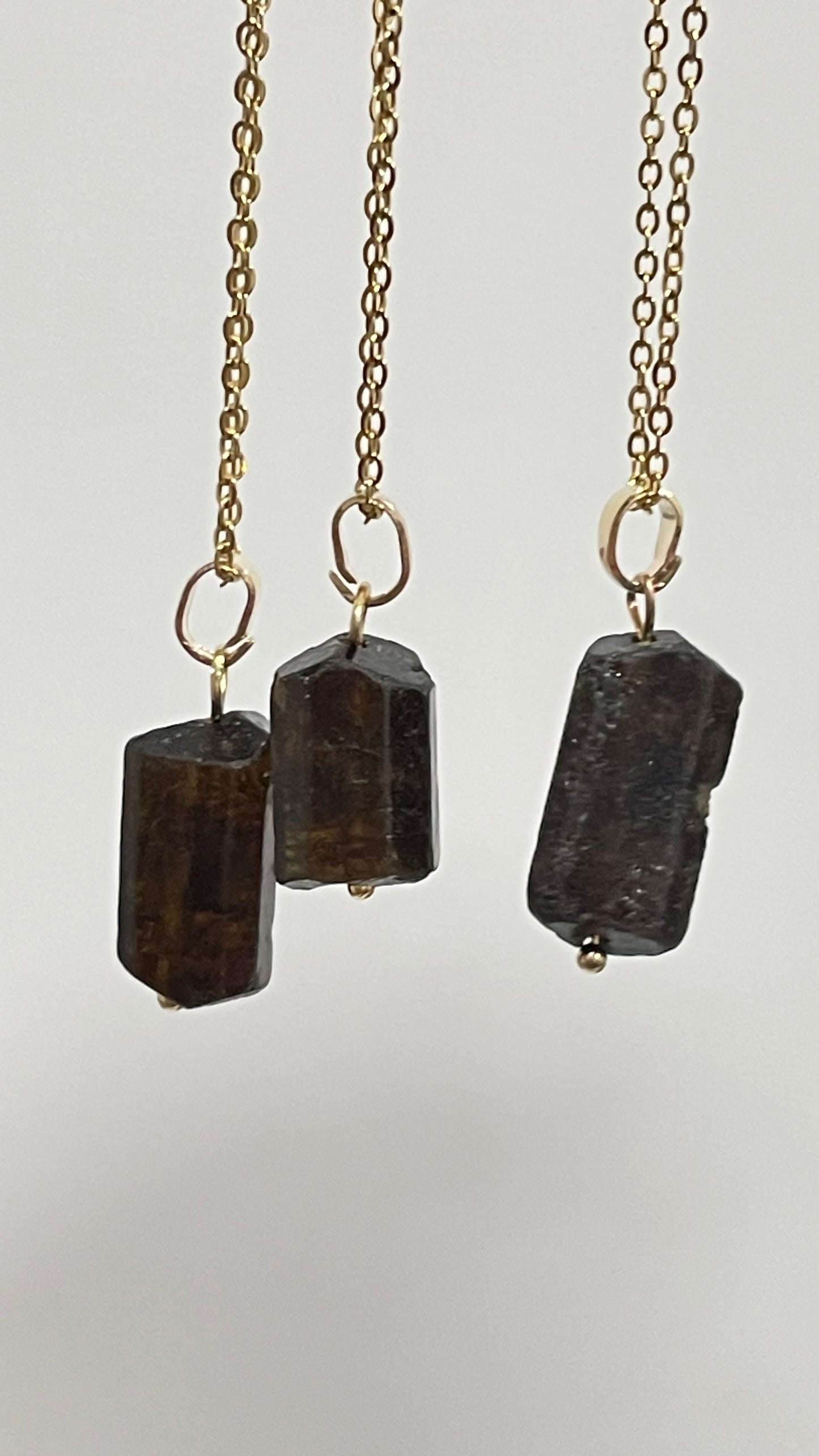 Collar Turmalina Pulida -Temporada de Brujas-