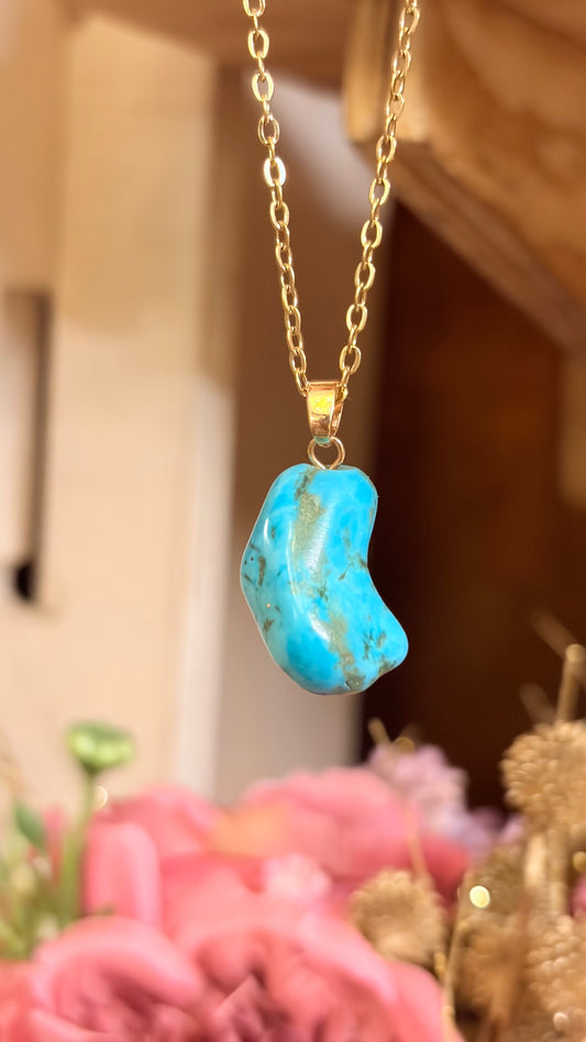 Collar Turquesa en Bruto  (Pieza Única)