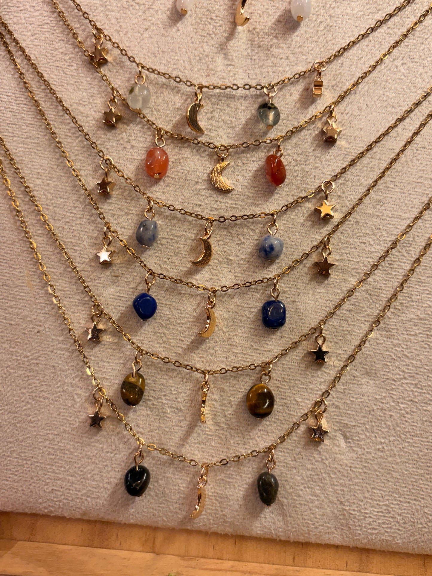 Stock de $100 pesitos• Collar Destello