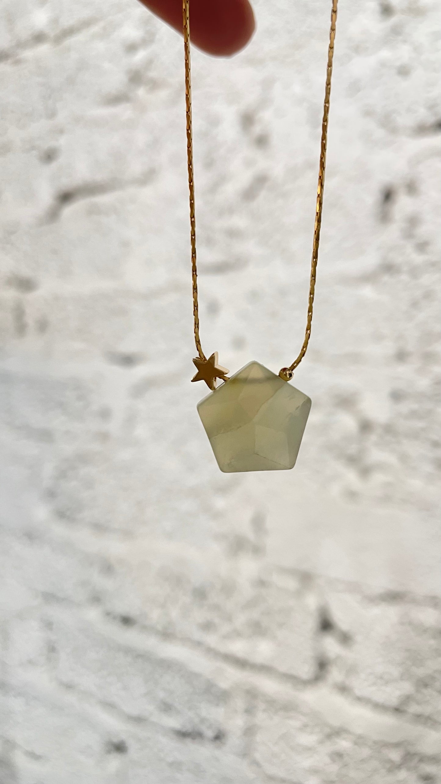 Collar Brillitos de Universo - Mineral y Estrella✨