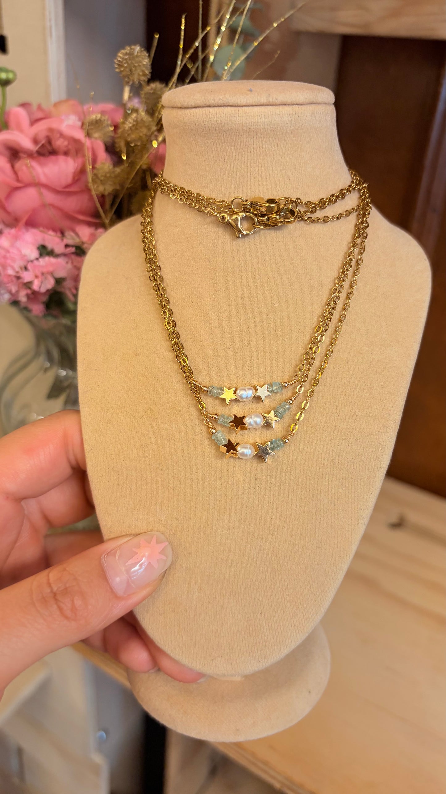 Collar Esmeralda Perla y Estrellas