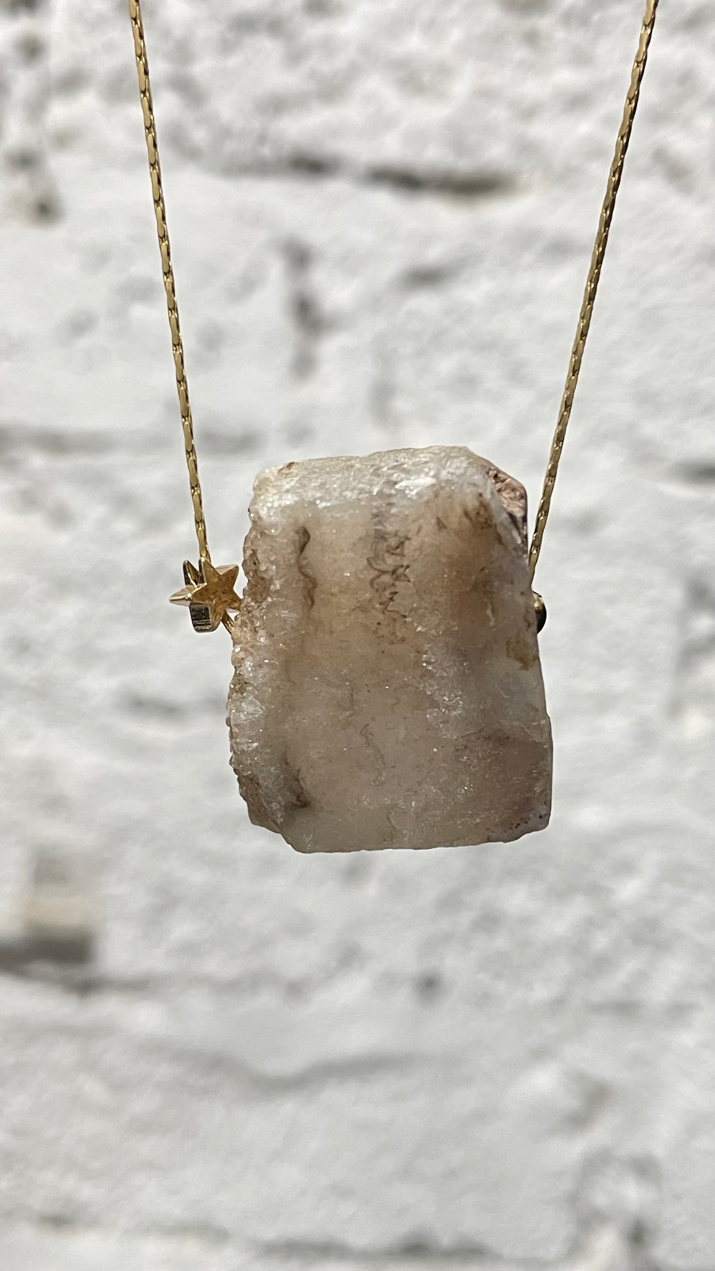 Collar Brillitos de Universo - Mineral y Estrella✨