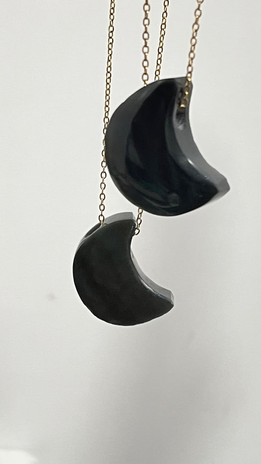 Collar Luna de Obsidiana Perforadas -Temporada de Brujas-