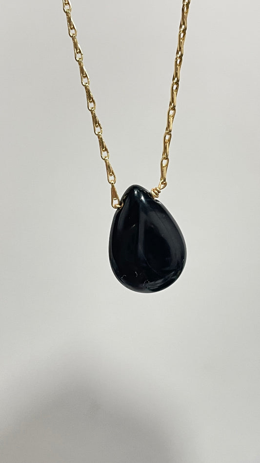 Collar Gota de Obsidiana -Temporada de Brujas-