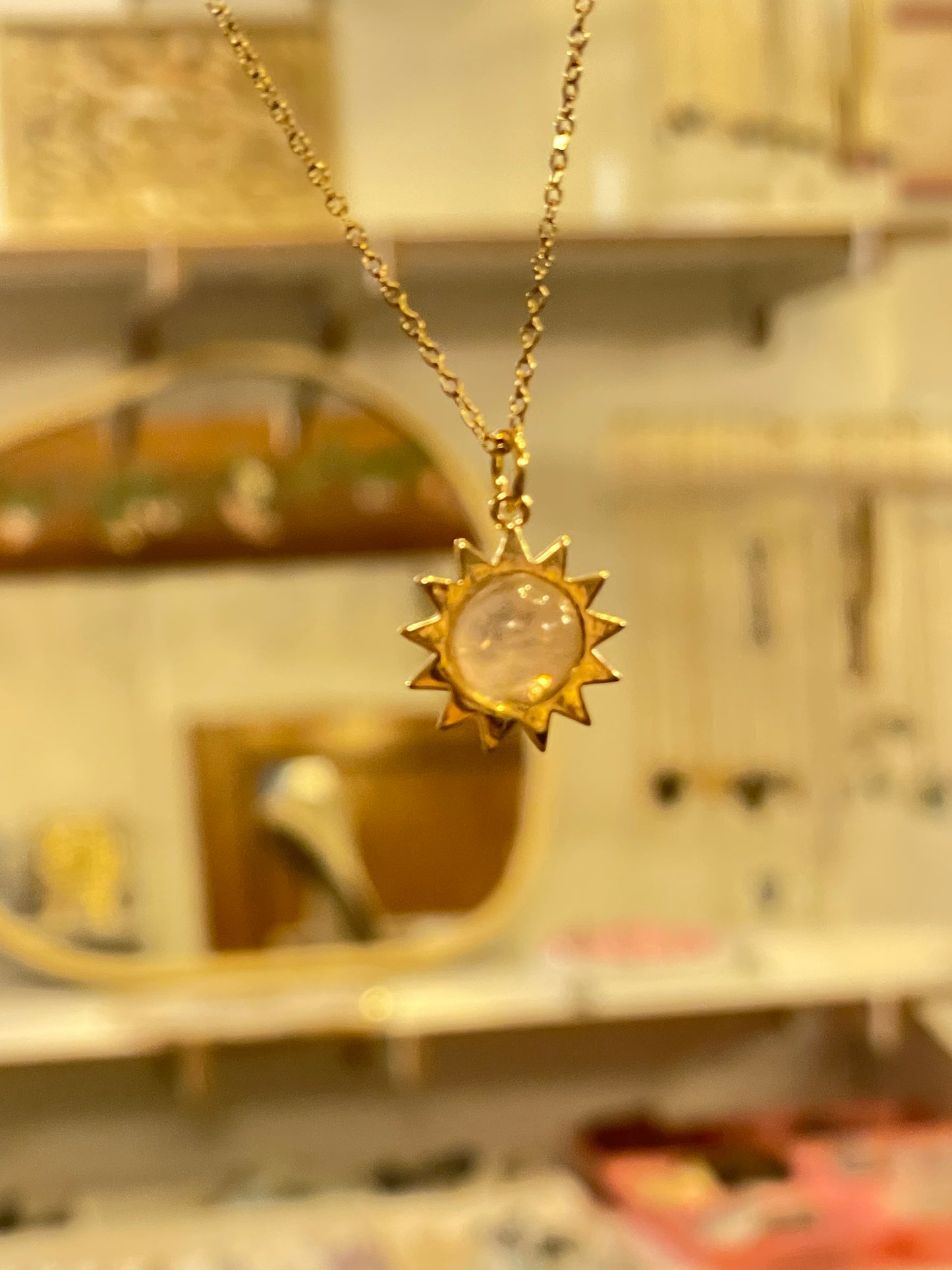 Collar Sol de Cuarzo Rosa