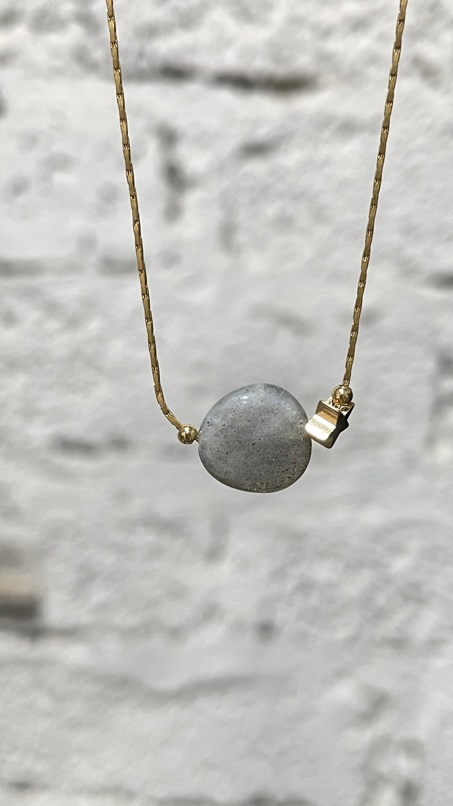 Collar Brillitos de Universo - Mineral y Estrella✨