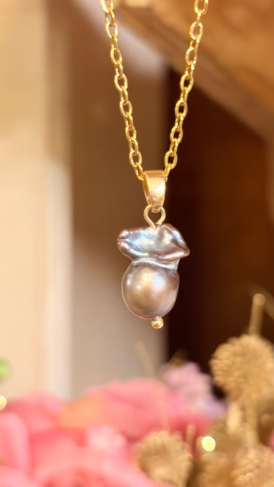 Collar Perla Gris (Pieza Única)