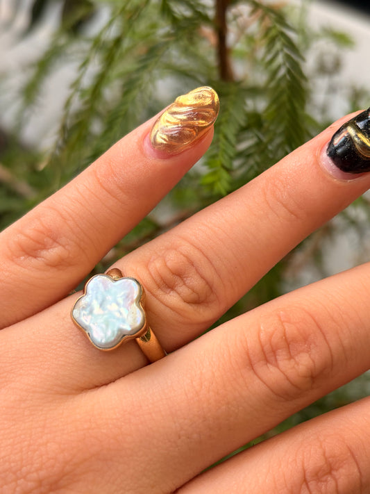 Anillo Perla Flor