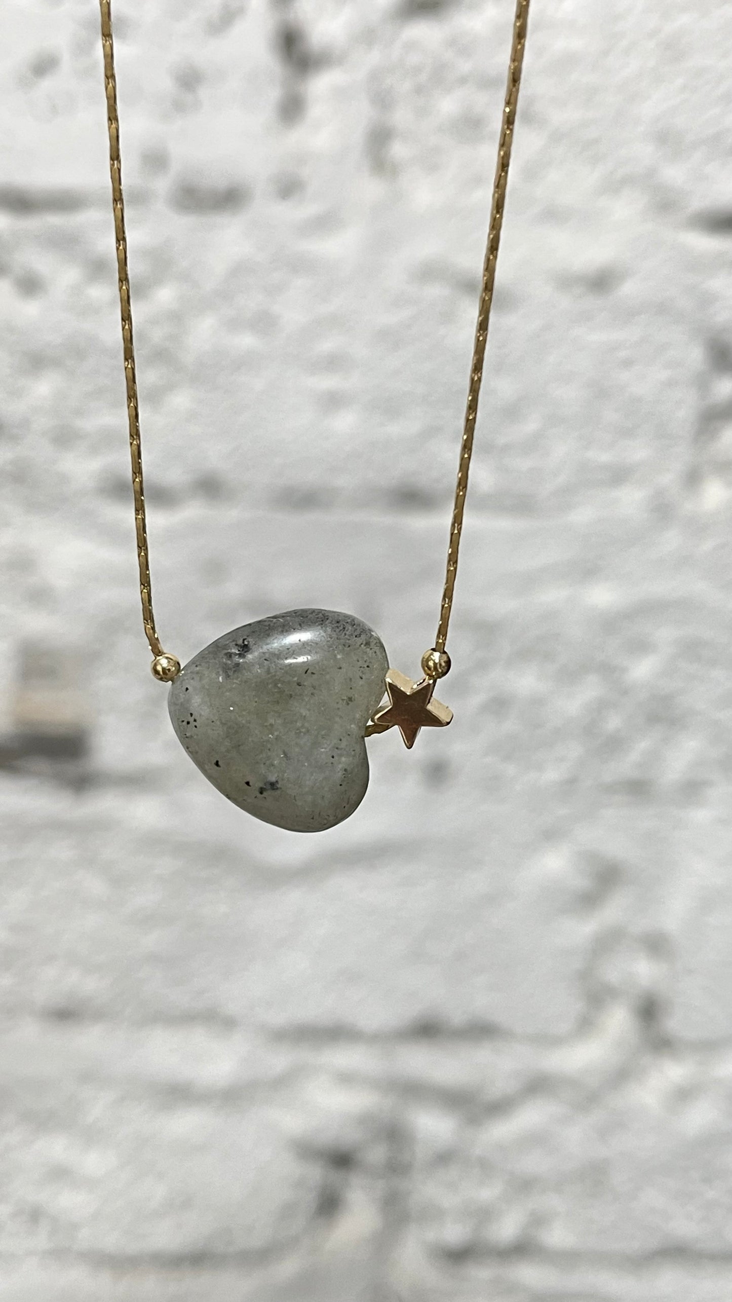 Collar Brillitos de Universo - Mineral y Estrella✨