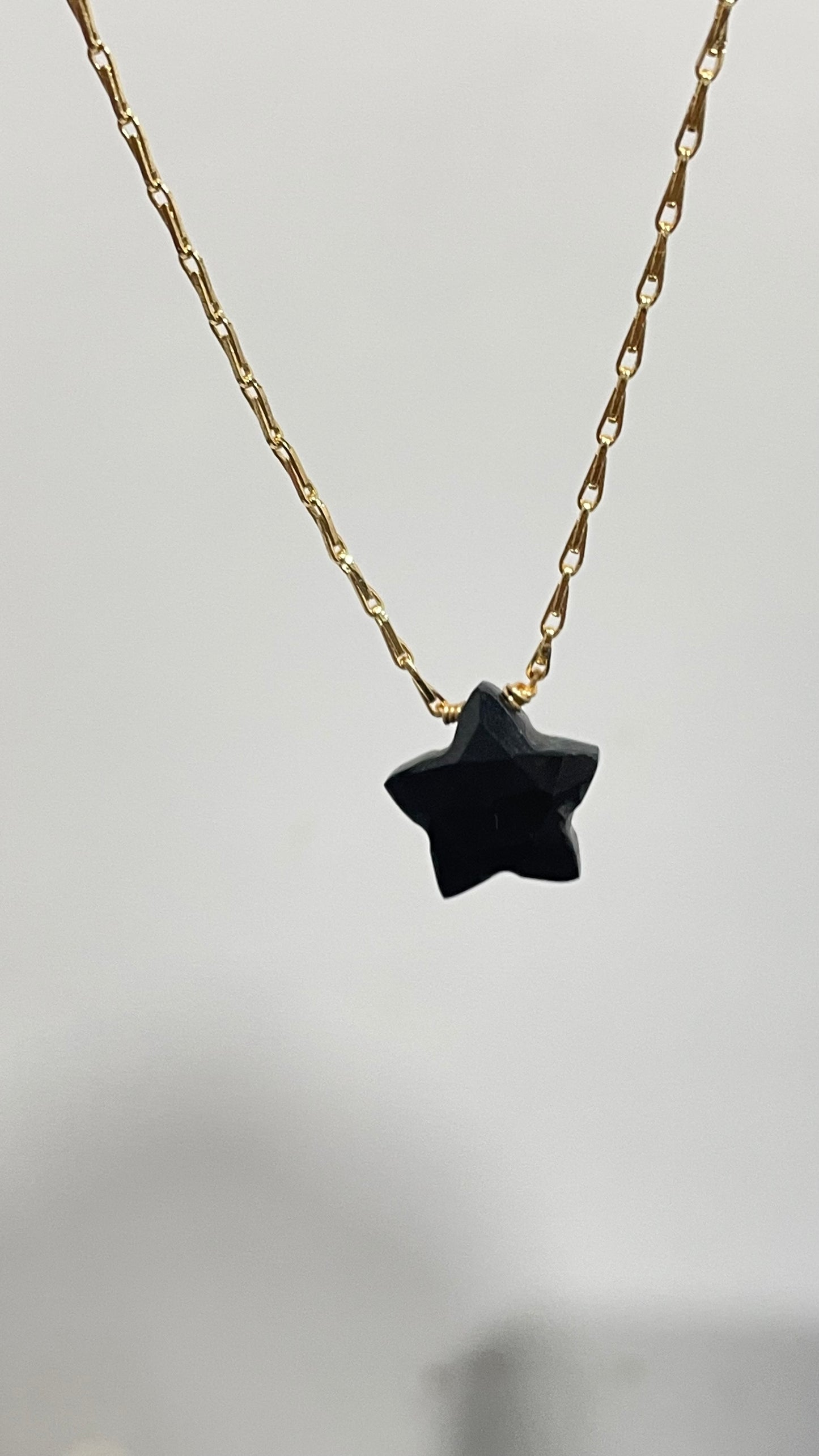 Collar Estrella de Obsidiana Facetada -Temporada de Brujas-