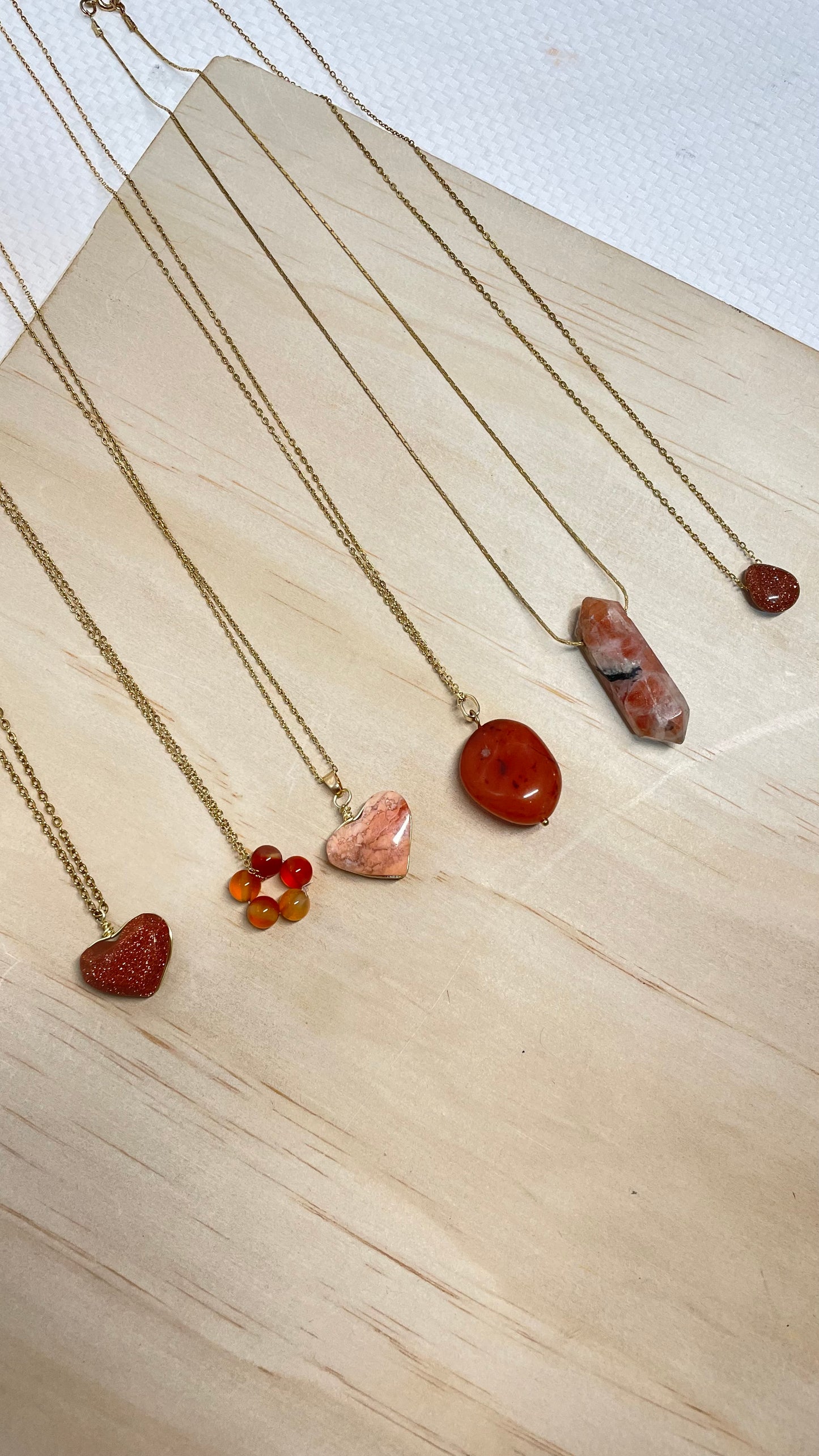 Collares Minerales “Especial de $100 pesitos”  (Naranjas)