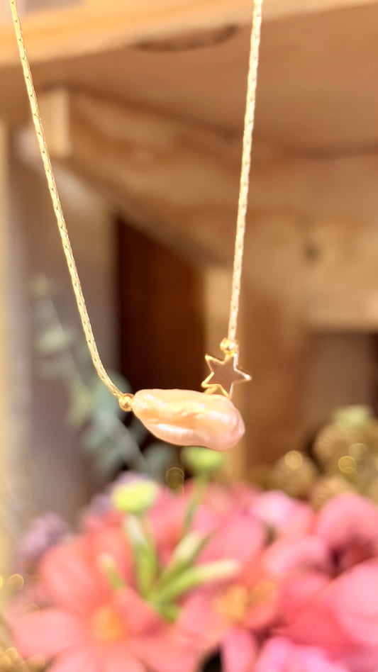Collar Perla Rosa  ⭐️ Brillos de Universo
