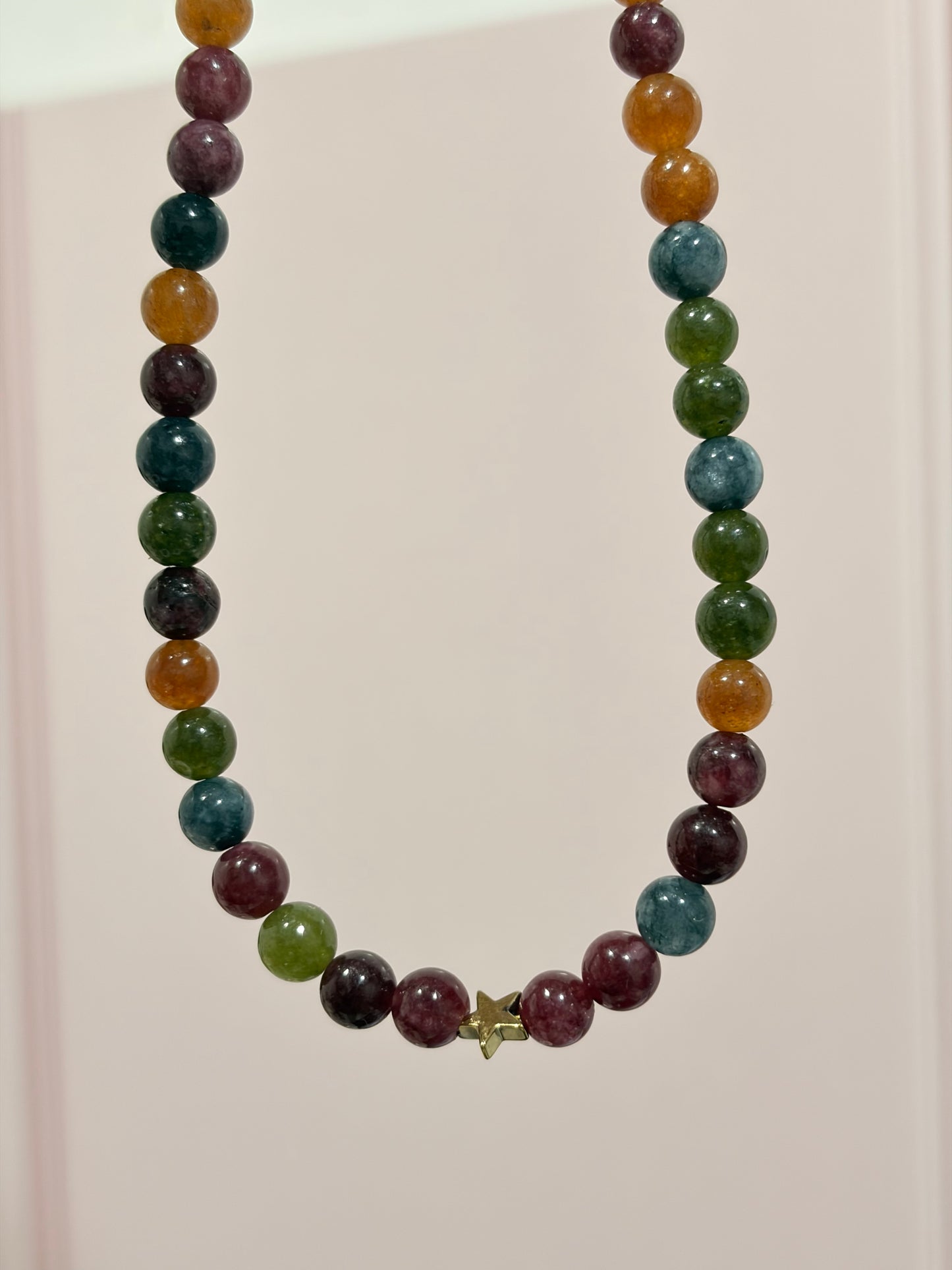 Stock de $100 Pesitos• Gargantilla Jade de colores